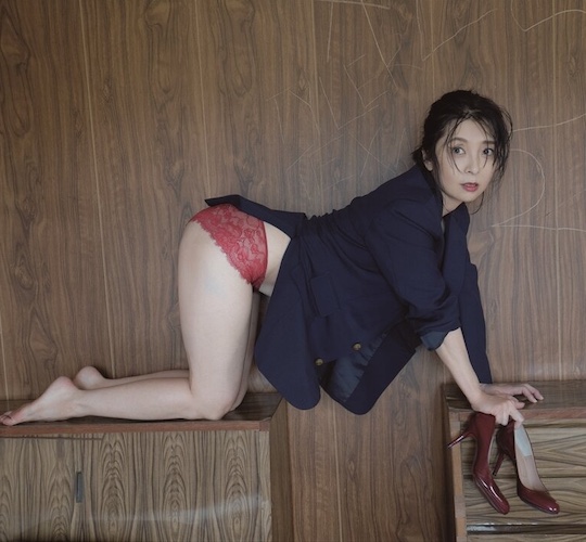 53-year-old actress Narimi Arimori poses for lingerie shoot and new erotic  photo book â€“ Tokyo Kinky Sex, Erotic and Adult Japan