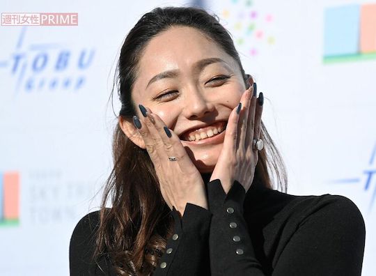 figure skater miki ando relationship 16-year-old boy coaching date universal studio japan