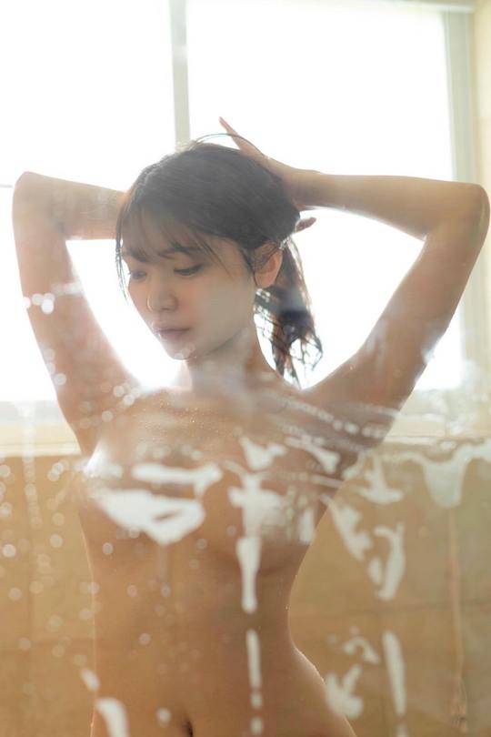 sayaka nitori japanese gravure idol naked nude photo book colon sexy body breasts nipples butt